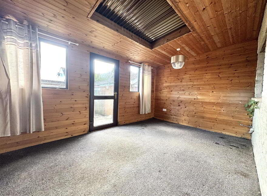 15 Abbeydale Park, Newtownards, BT23 8RE