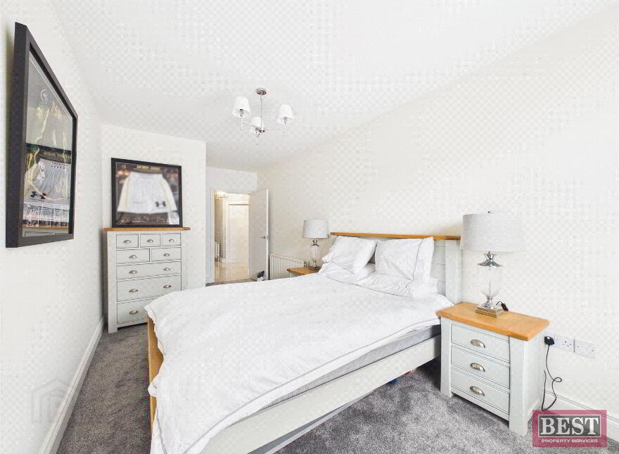 32 Seafields Court, Warrenpoint, Newry, BT34 3XB