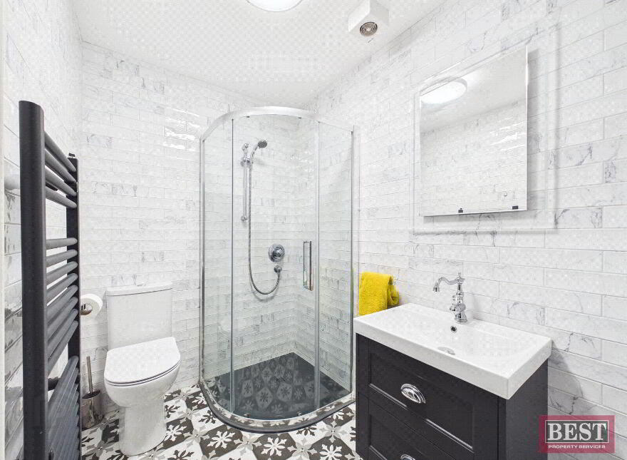 32 Seafields Court, Warrenpoint, Newry, BT34 3XB