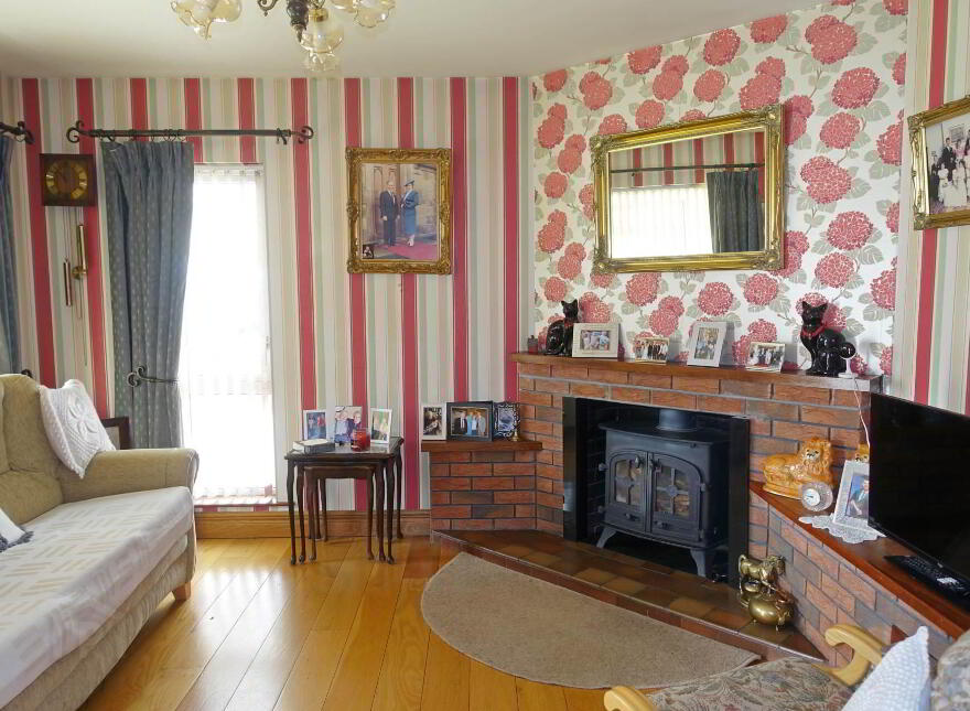 7 Rosscolban Court, Enniskillen, BT93 1UL