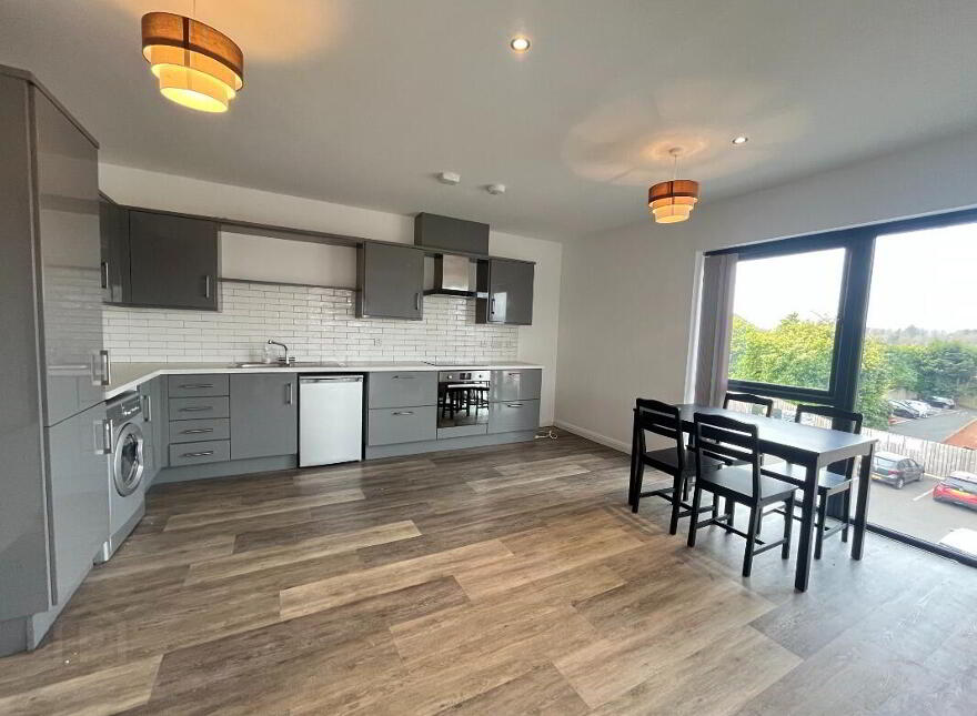 Apt 3, 94 Sunnyside Street, Belfast, BT7 3EG