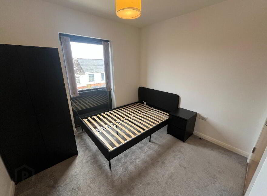 Apt 3, 94 Sunnyside Street, Belfast, BT7 3EG