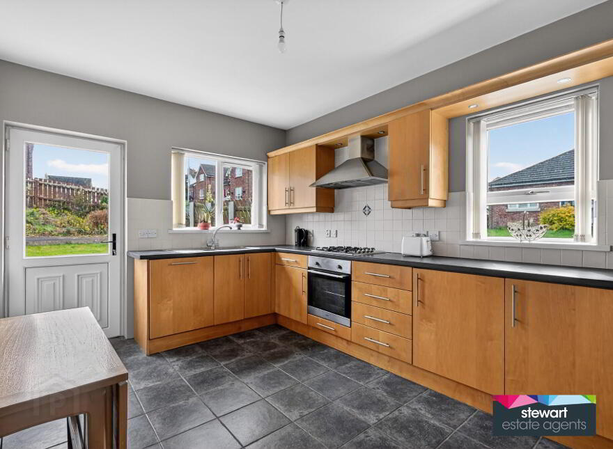 17 Winona Manor, Donaghcloney, BT66 7GB
