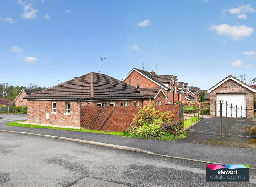 17 Winona Manor, Donaghcloney, BT66 7GB