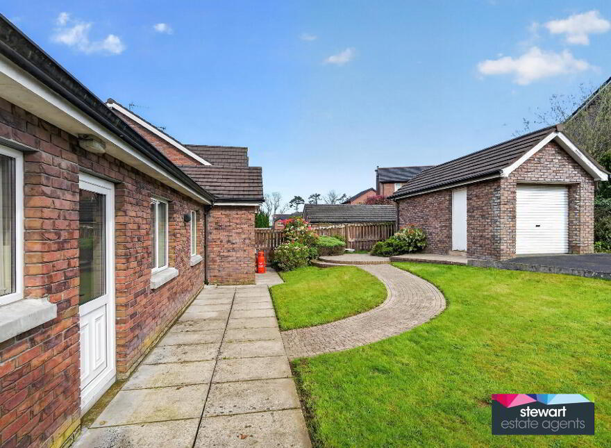 17 Winona Manor, Donaghcloney, BT66 7GB