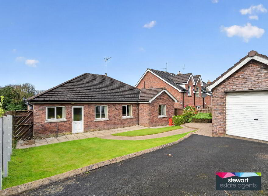 17 Winona Manor, Donaghcloney, BT66 7GB