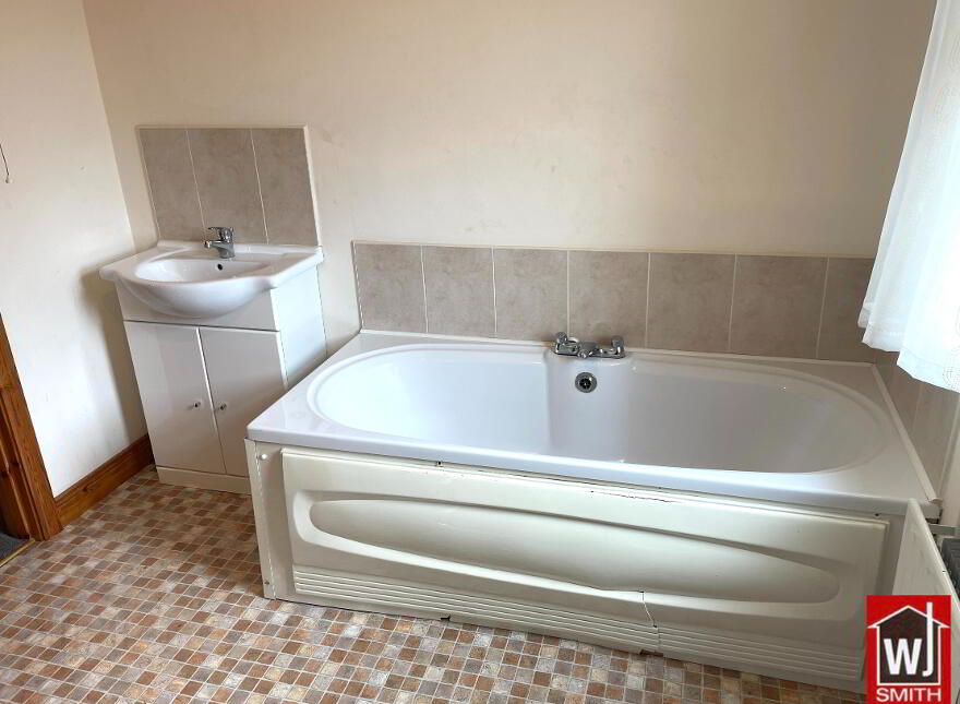25 Garag Hill, Castlederg, BT81 7GX