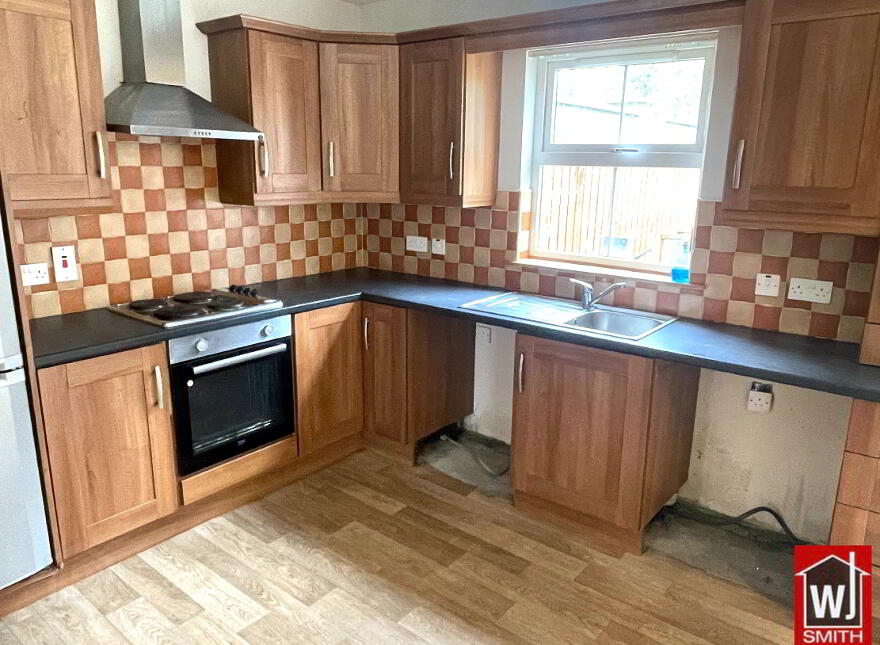 25 Garag Hill, Castlederg, BT81 7GX