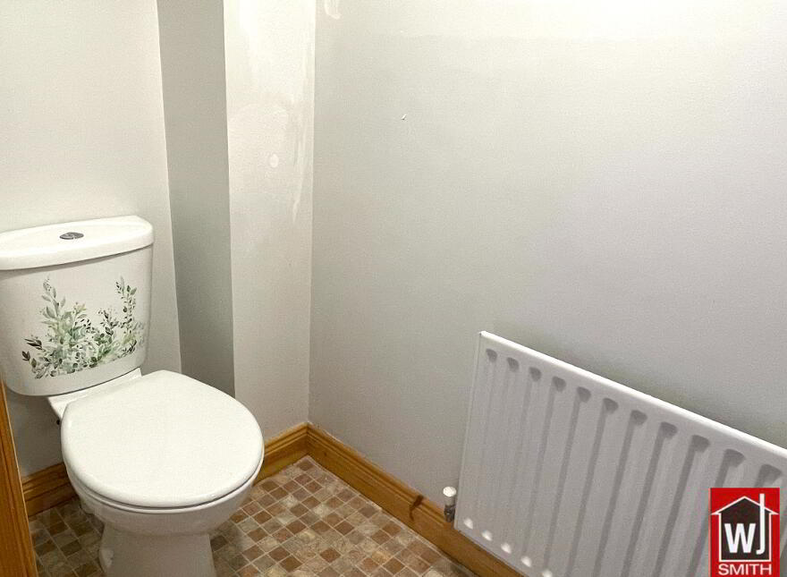 25 Garag Hill, Castlederg, BT81 7GX