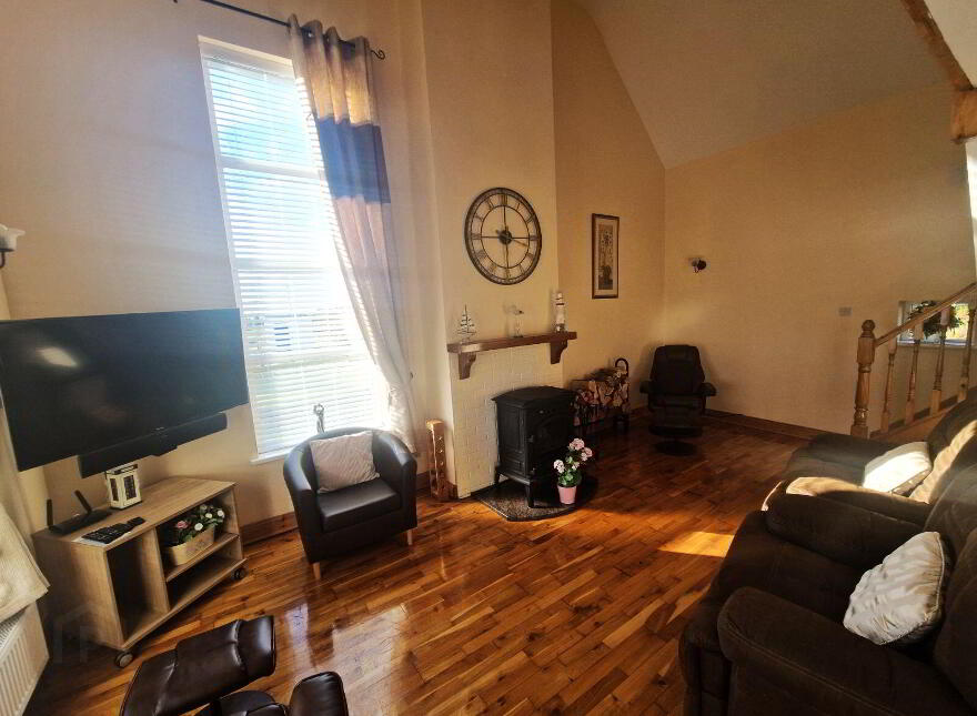 Chapel Road, Brinlack, F92R120