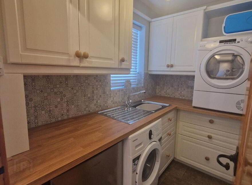 Chapel Road, Brinlack, F92R120