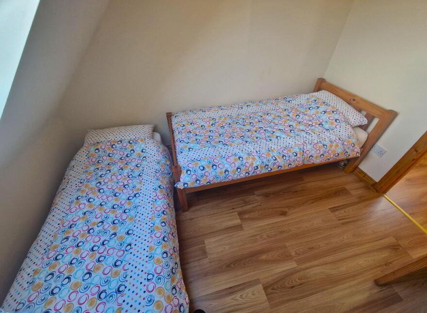 Chapel Road, Brinlack, F92R120