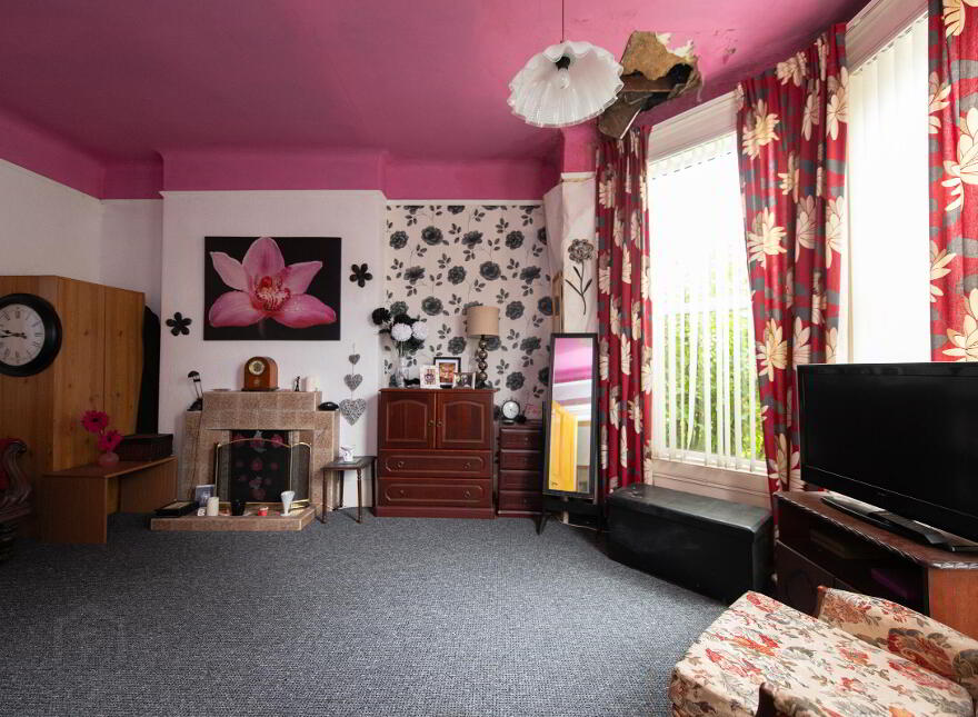 Lynnwood, Chichester Park Central, Belfast, BT15 5DT