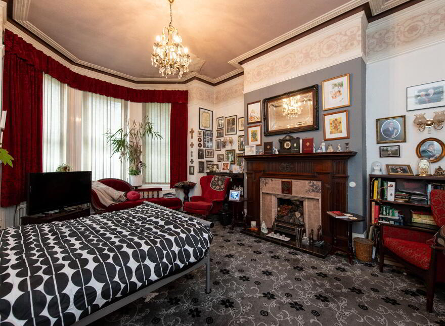 Lynnwood, Chichester Park Central, Belfast, BT15 5DT