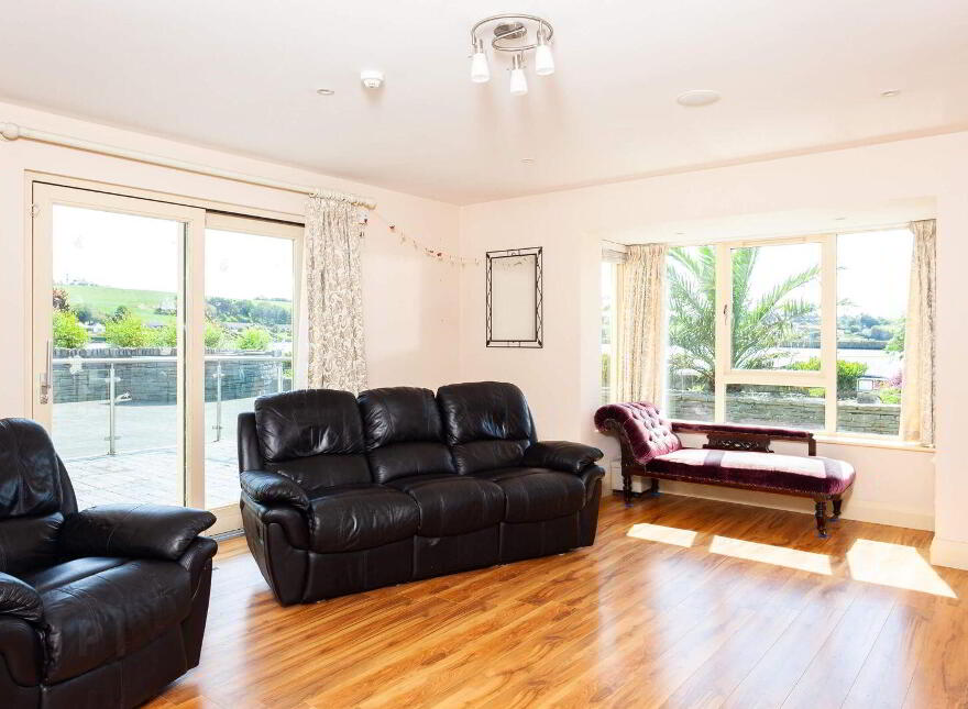 Sunny Rock, Church Road, Rosscarbery, P85PX26