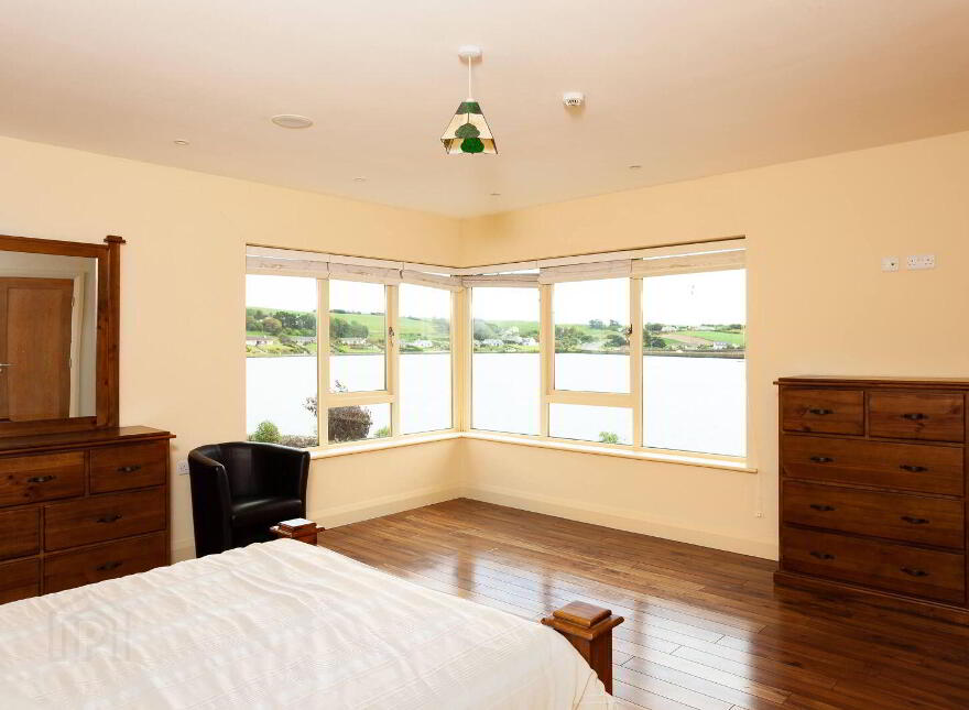 Sunny Rock, Church Road, Rosscarbery, P85PX26