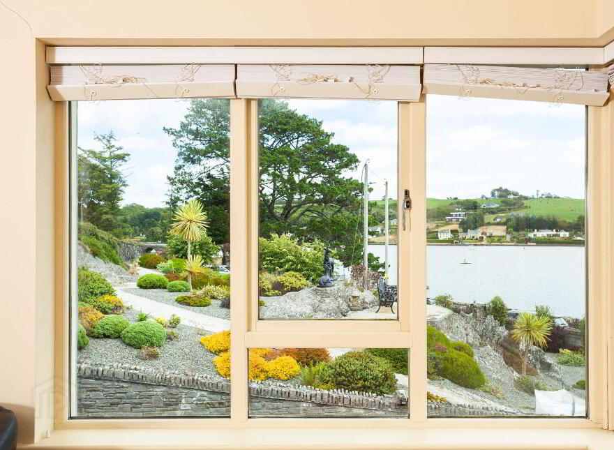 Sunny Rock, Church Road, Rosscarbery, P85PX26