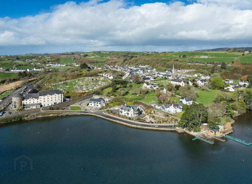 Sunny Rock, Church Road, Rosscarbery, P85PX26