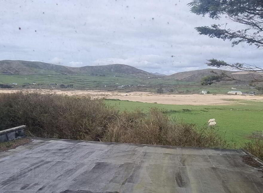 Corby Sands, Emlaghslat, Ventry, Dingle, V92A727