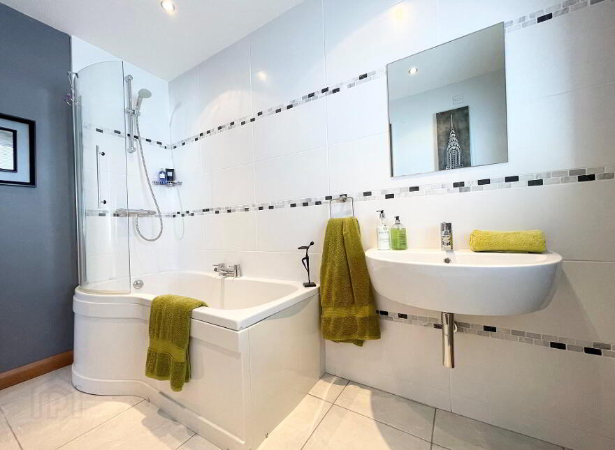 18 The Whins, Portrush, BT56 8FG