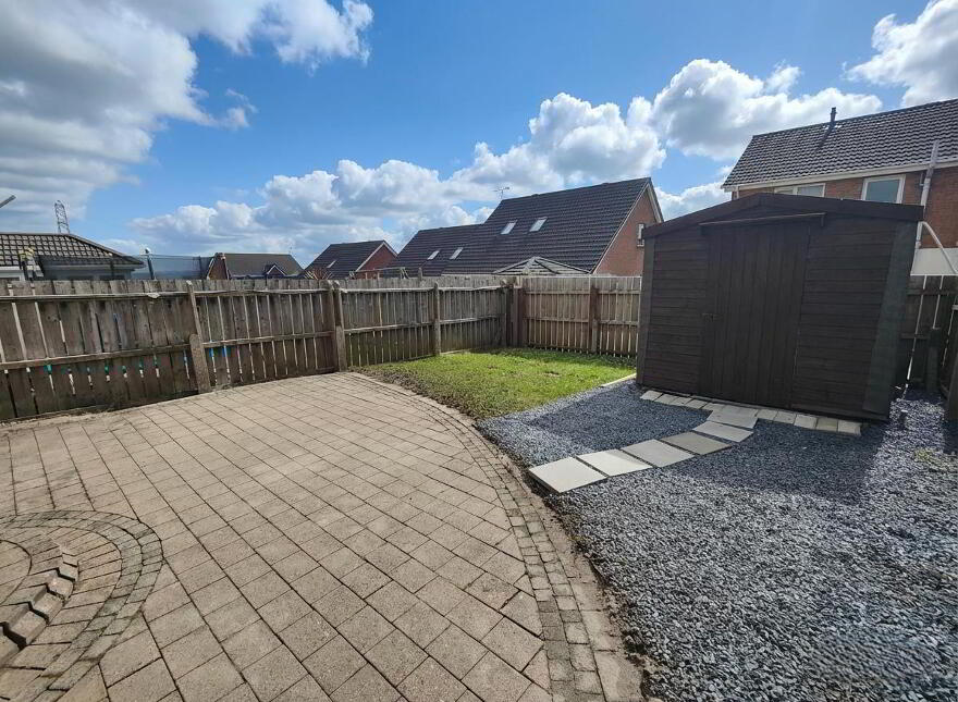 5 Lyndhurst Row, Belfast, BT13 3XX