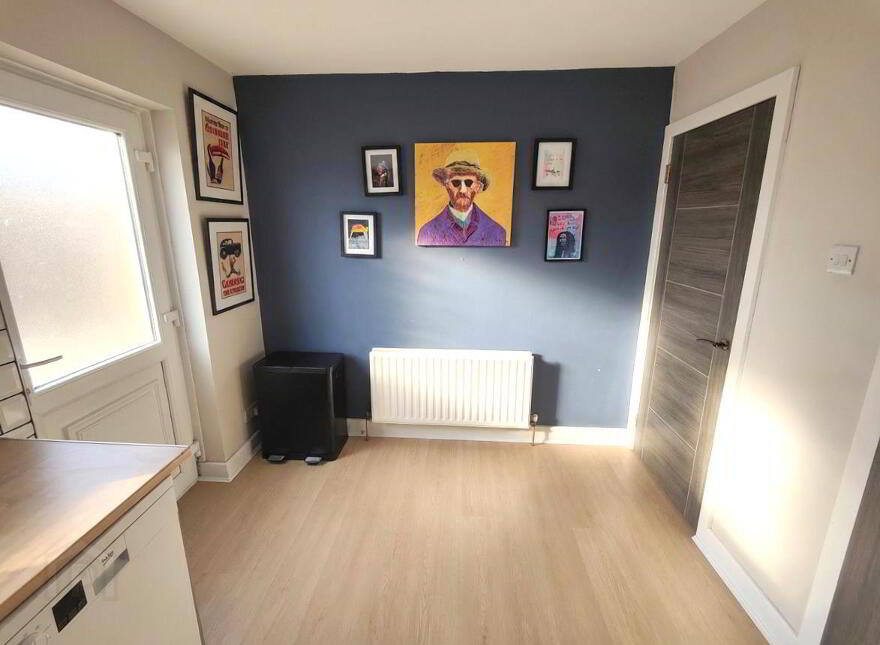 5 Lyndhurst Row, Belfast, BT13 3XX