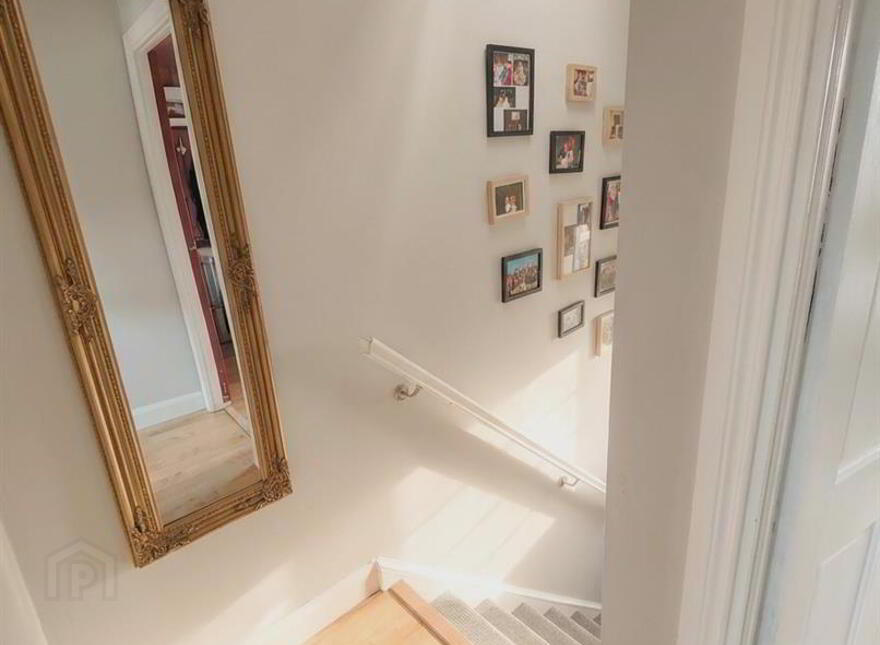 5 Lyndhurst Row, Belfast, BT13 3XX