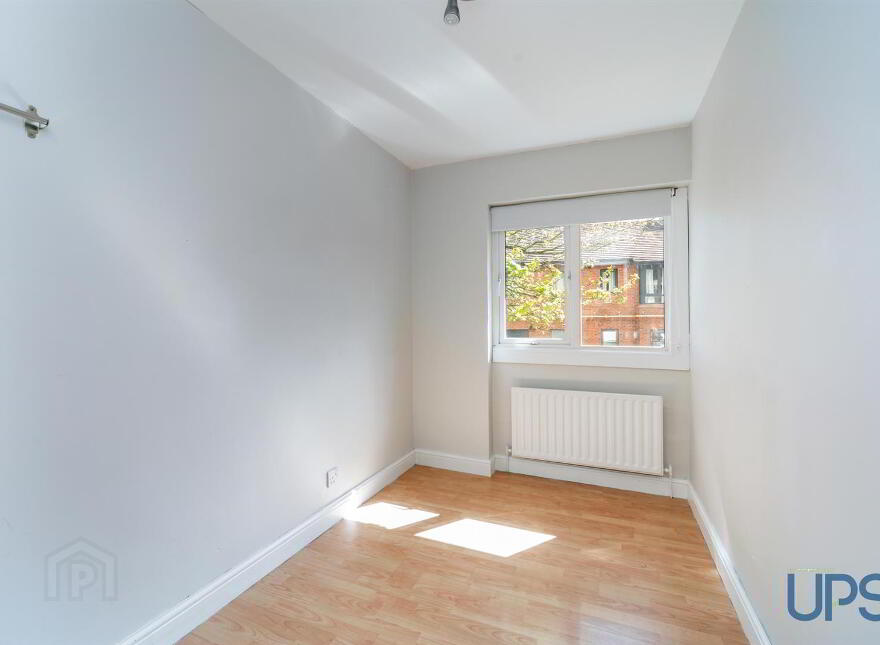 28 Moyard Park, Belfast, BT12 7FS