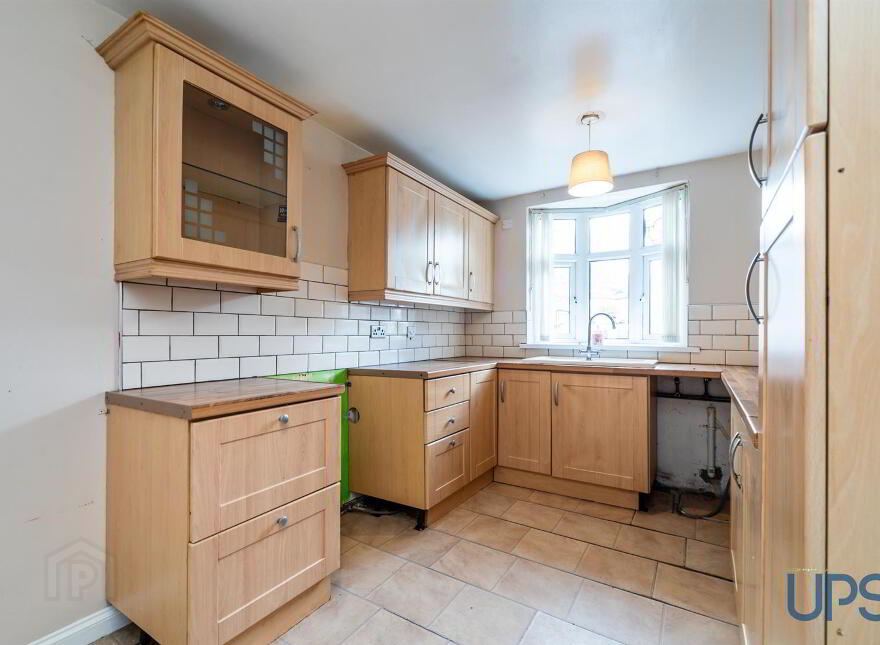 28 Moyard Park, Belfast, BT12 7FS