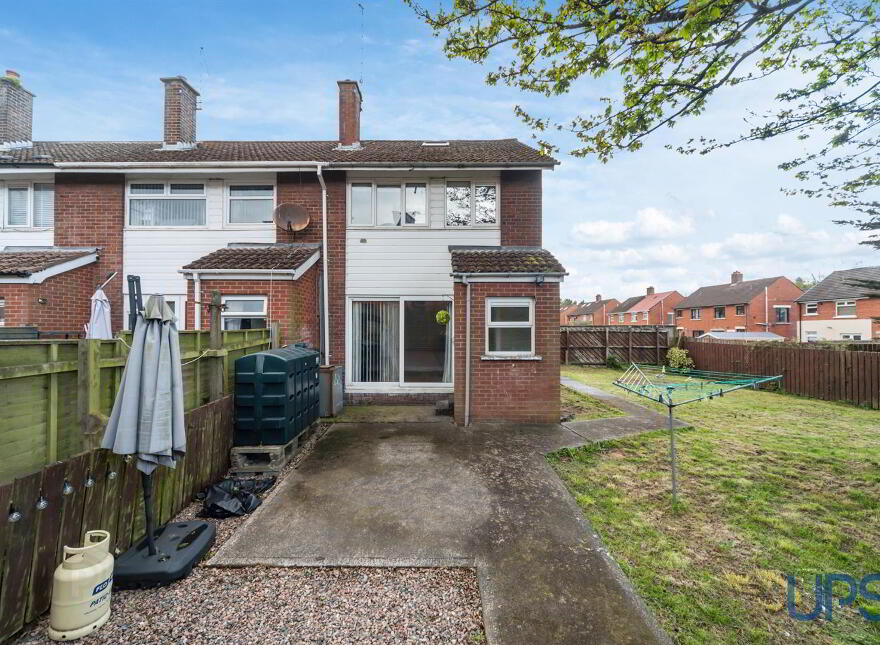 28 Moyard Park, Belfast, BT12 7FS