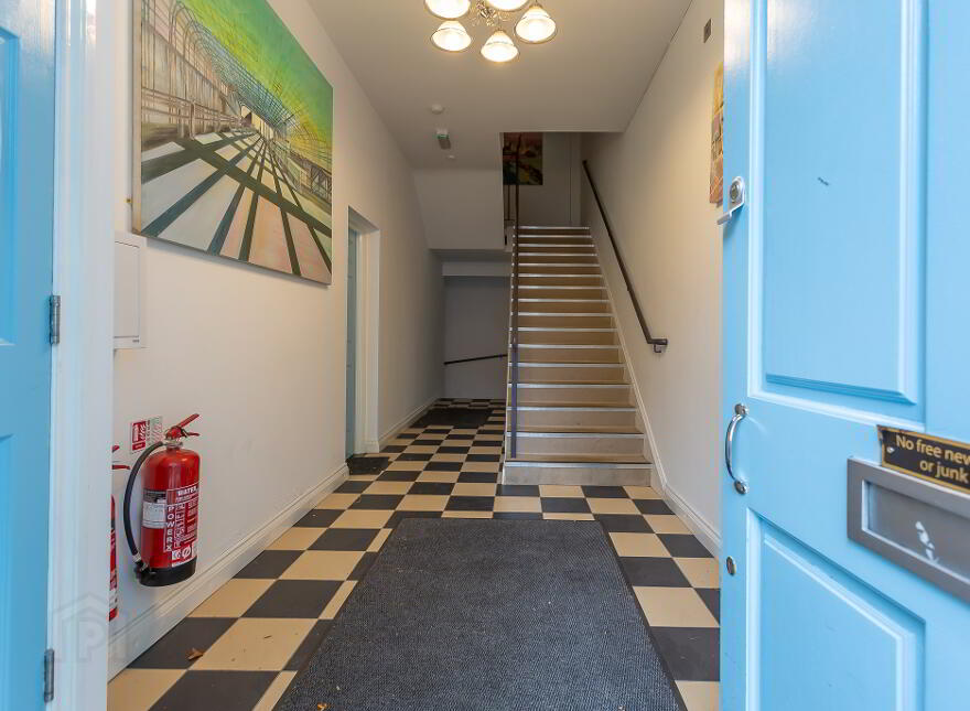 95D Eglantine Avenue, Belfast, BT9 6EX