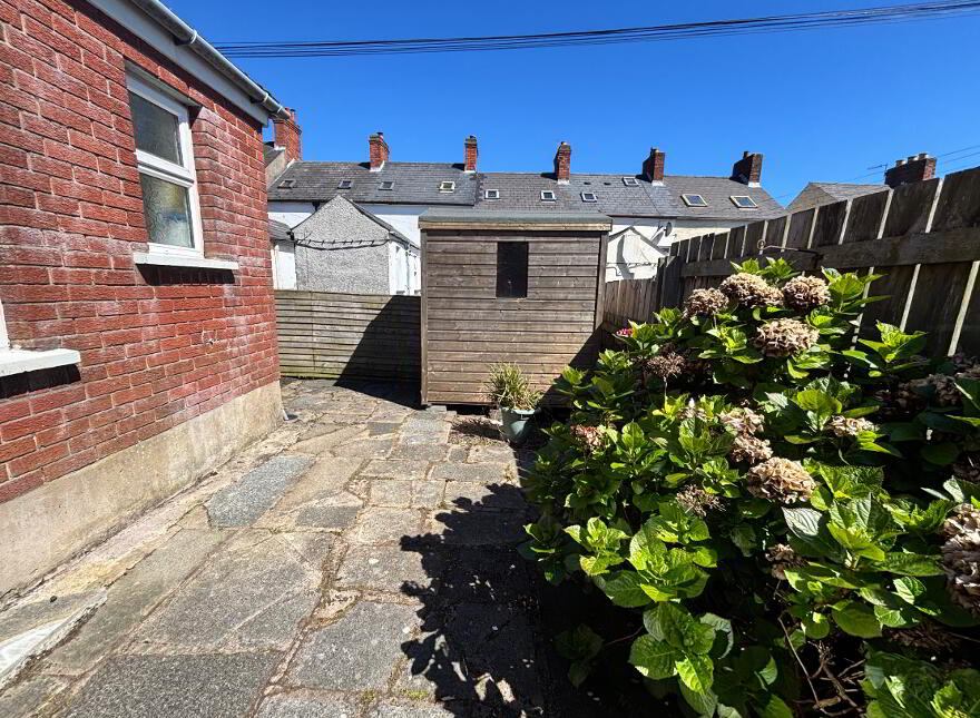 19 Alexandra Avenue, Whitehead, Carrickfergus, BT38 9SH