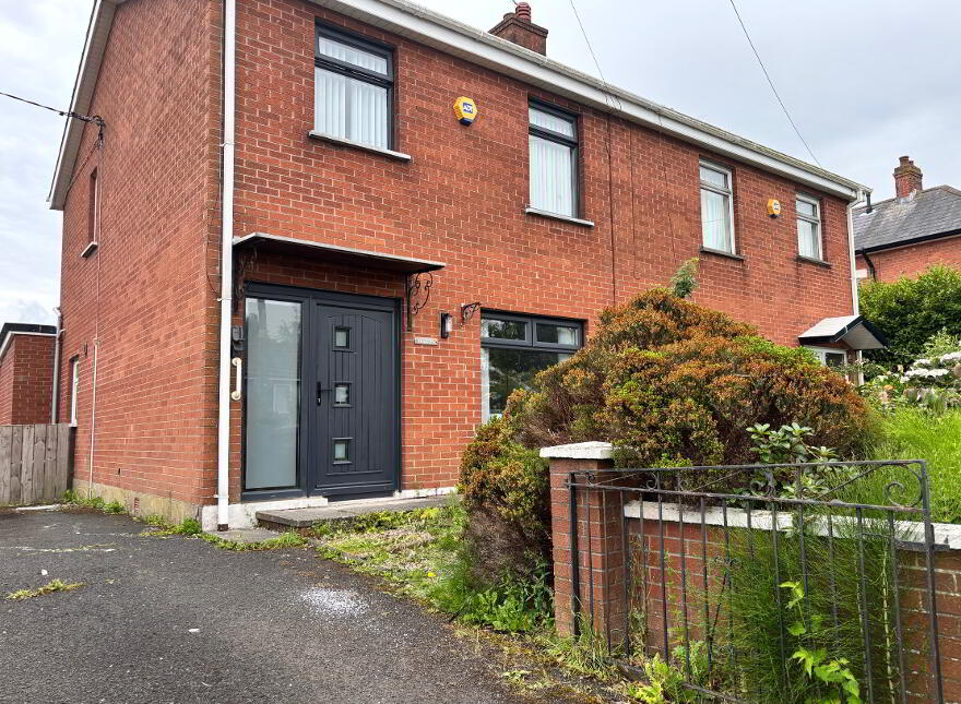 19 Alexandra Avenue, Whitehead, Carrickfergus, BT38 9SH