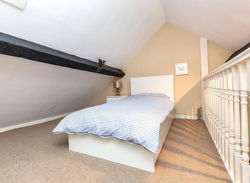 24 Main Street, Royal Hillsborough, BT26 6AE