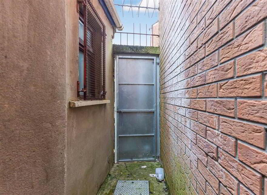 4 Cairo Street, Holylands, Belfast, BT7 1QS