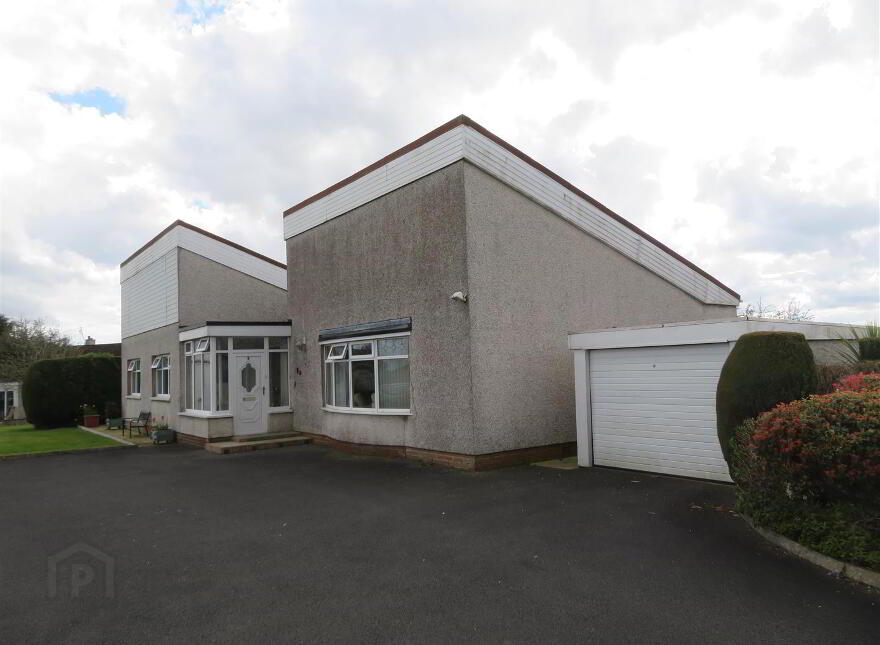 6 Oaklands, Waringstown, Craigavon, BT66 7QQ