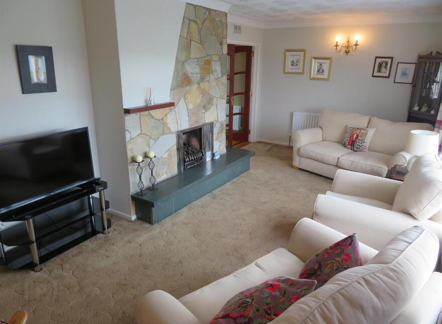 6 Oaklands, Waringstown, Craigavon, BT66 7QQ