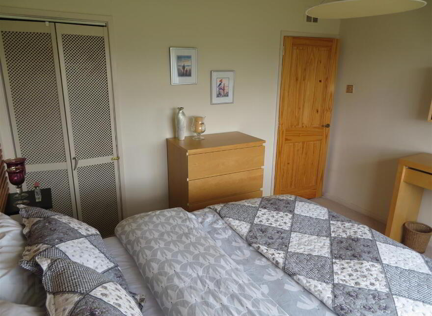 6 Oaklands, Waringstown, Craigavon, BT66 7QQ