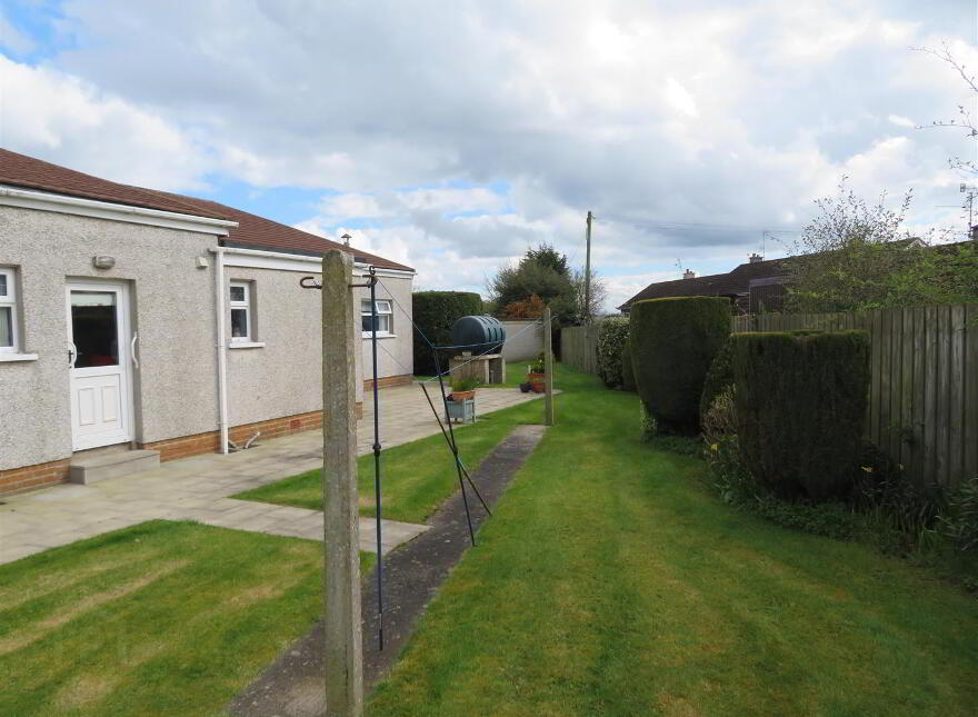 6 Oaklands, Waringstown, Craigavon, BT66 7QQ