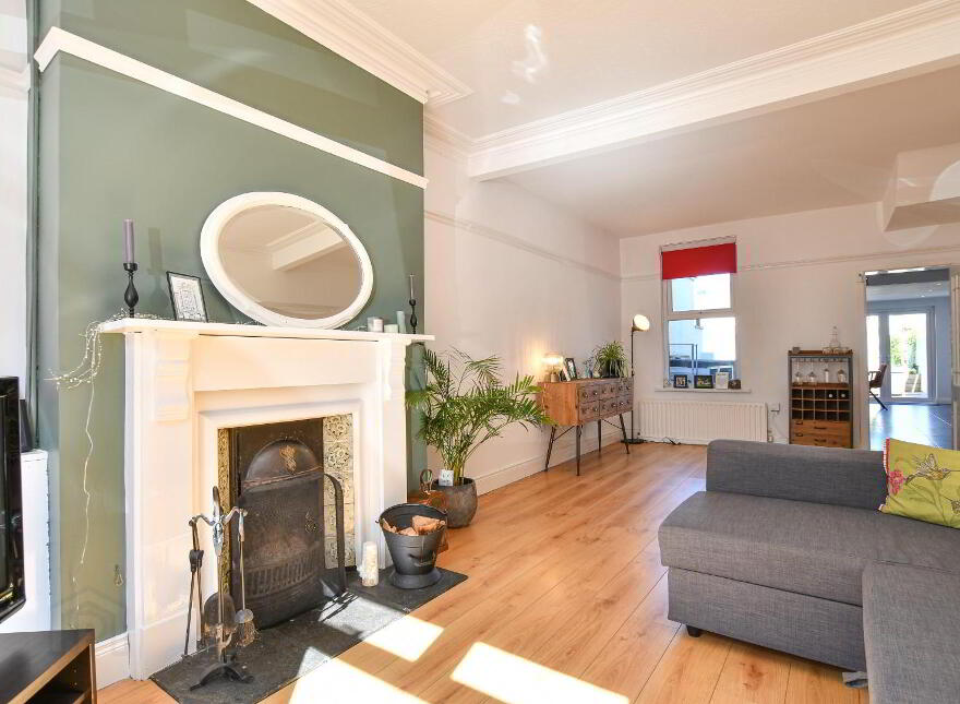 65 Victoria Road, Bangor, BT20 5ER photo 2