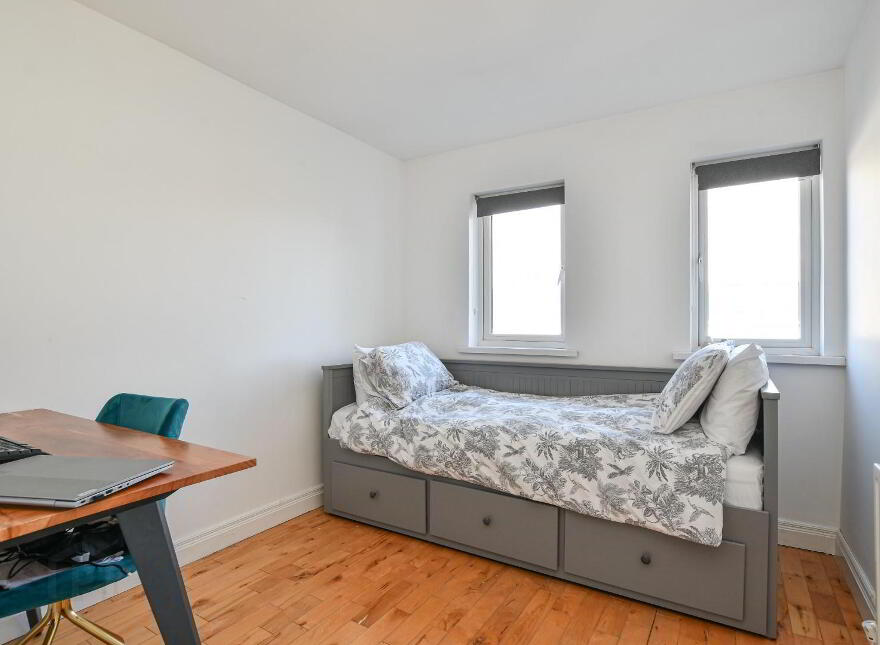 65 Victoria Road, Bangor, BT20 5ER