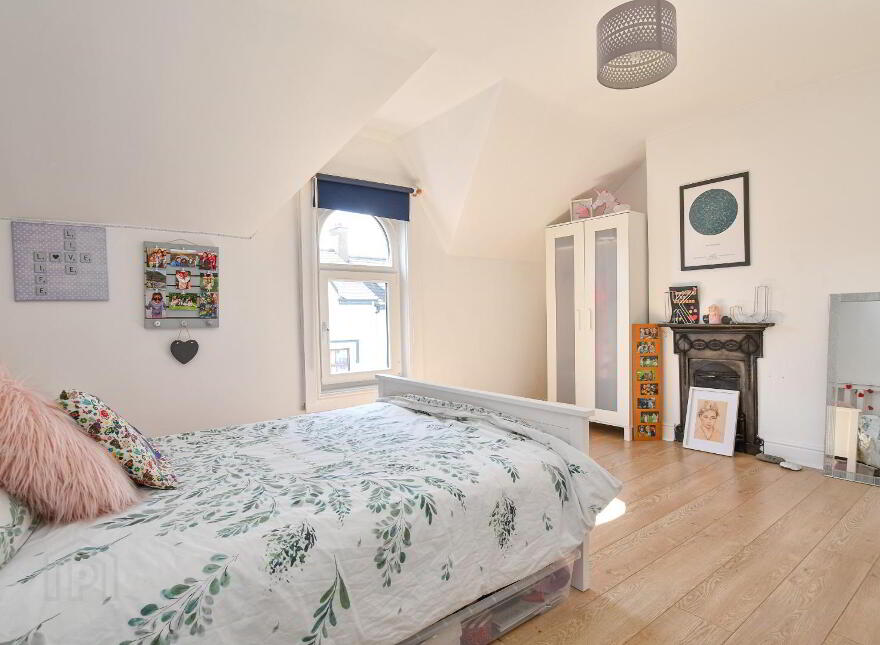65 Victoria Road, Bangor, BT20 5ER