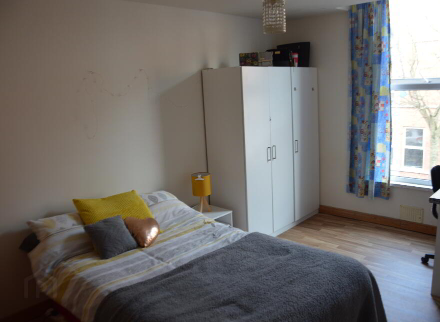 Flat 2 72 Fitzroy Av, Belfast, BT7 1HX