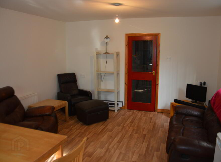 Flat 2 72 Fitzroy Av, Belfast, BT7 1HX
