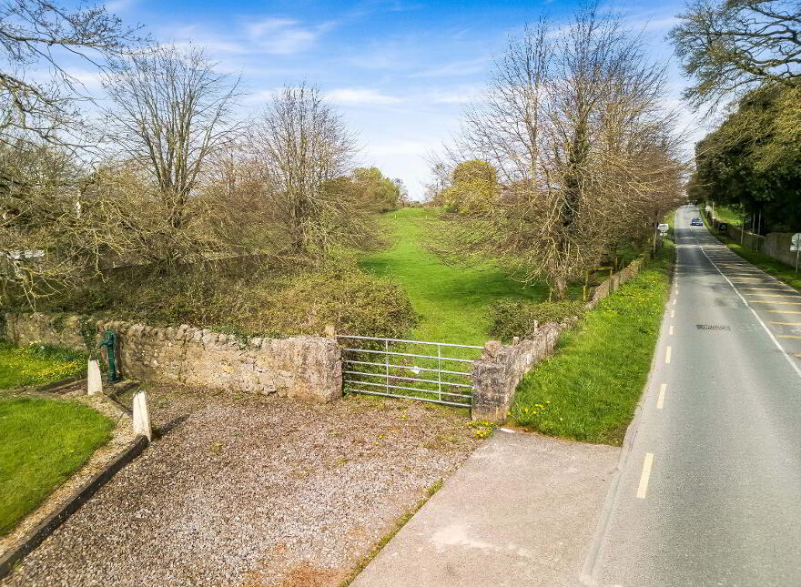 1 ACRE, Rathmolyon, Rathmolyon Village