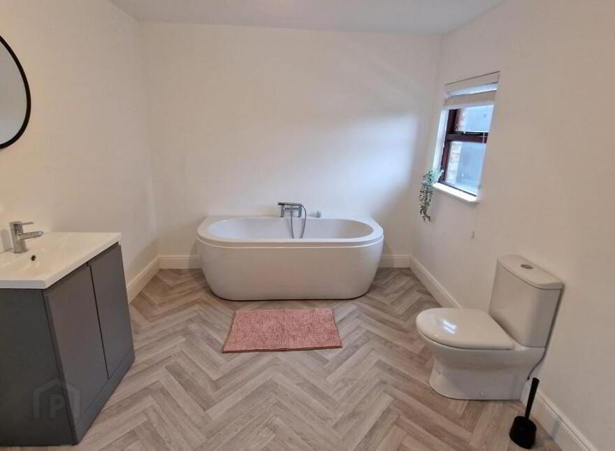 Room 4, 265 Woodstock Road, Belfast, BT6 8PR