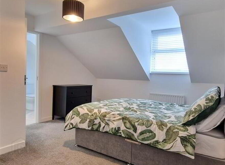Room 4, 265 Woodstock Road, Belfast, BT6 8PR