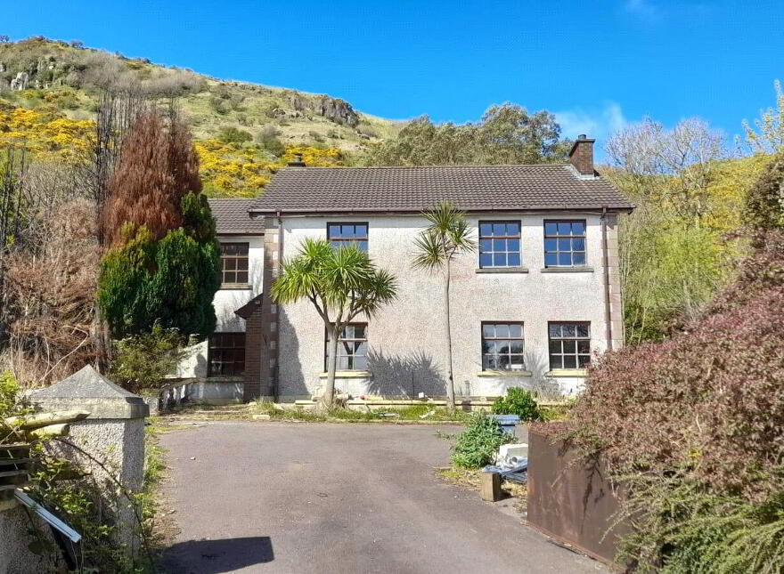 61A Dickeystown Road, Glenarm, Ballymena, BT44 0BA