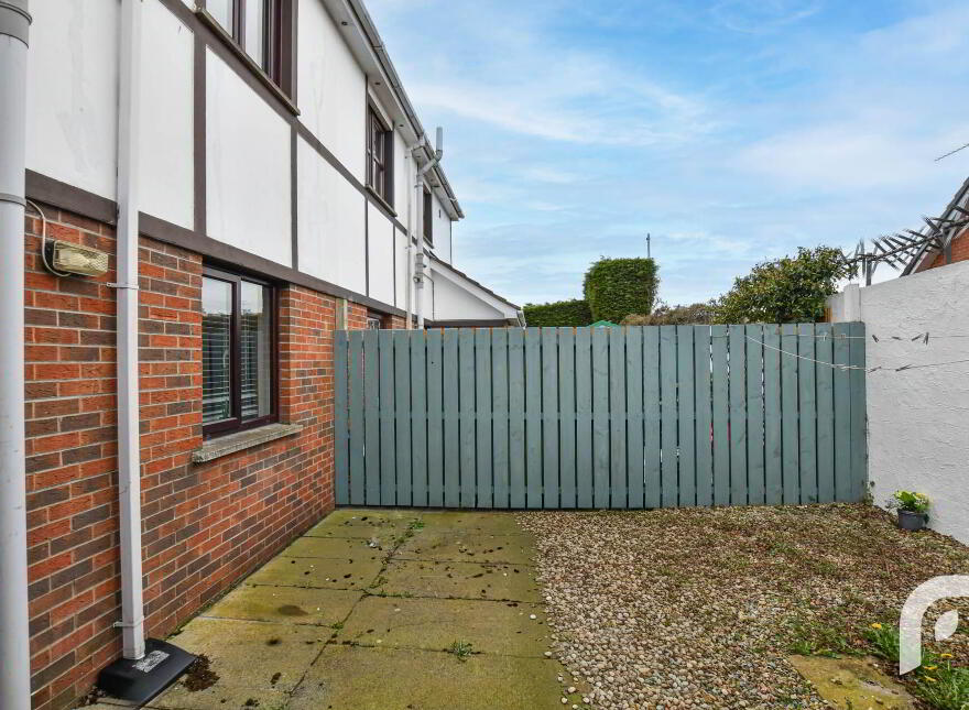 32 Grasmere Park, Carrickfergus, BT38 7TP