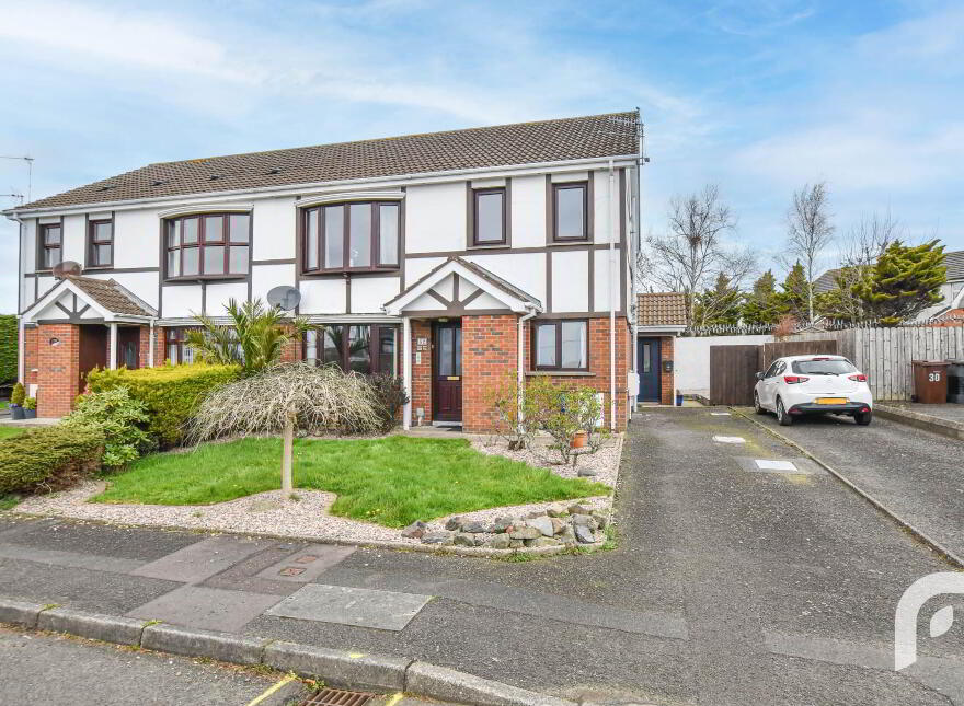 32 Grasmere Park, Carrickfergus, BT38 7TP